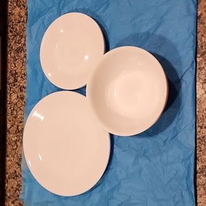 Corelle Winter Frost 2 Plates, 3 Saucers, 2 Bowls